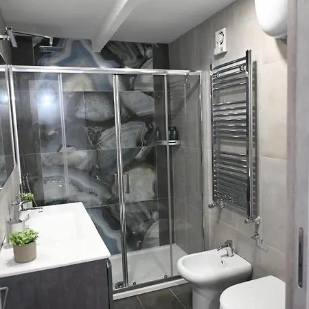 Victry's Chiaia Casa de Férias Nápoles